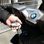 【BMW C400X試乗】BMWらしい「走る喜び」はスクーターでも不変！ 先進＆アイデア装備にも脱帽 - 20190403_BMW C400X 1