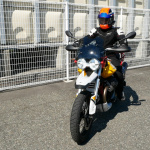 「【モト・グッツィV85 TT試乗】こいつはバイク界のジローラモだ!? オシャレでユニークなイタリアン。」の3枚目の画像ギャラリーへのリンク