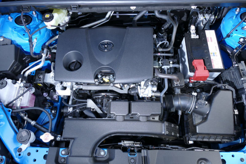 「【新型トヨタ・RAV4 デビュー】「ダイナミックフォースエンジン」を積む2.0Lガソリンのオンロードの走りは？」の3枚目の画像