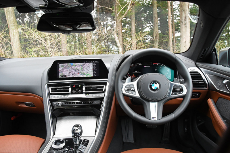 「【BMW 850i試乗】スタイリッシュでジェントルそしてパワフル。これぞホンモノのプレミアムクーペ」の8枚目の画像
