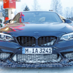 BMW M2「CS/CSL」のプロトタイプに超接近！ 3リッターターボ搭載で445馬力を発揮か - BMW M2 CS CSL Closeup 3