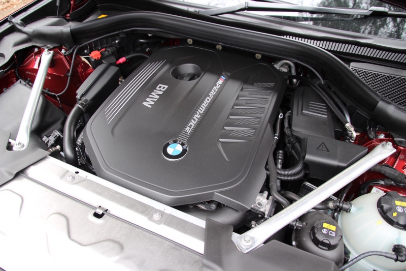 「【BMW X4 M40i試乗】BMW自慢のスポーツクロスオーバーSUVは、走りも実用性も一級品のオールラウンダー」の3枚目の画像