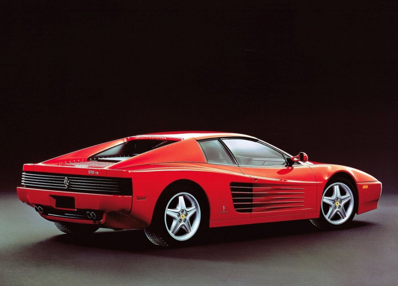 「フェラーリ「テスタロッサ」が1000馬力のV12ハイブリッドモデルとして復活？」の2枚目の画像