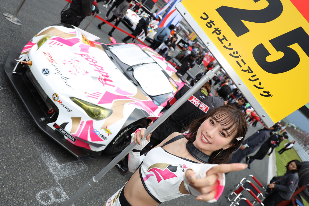 Super Gt 19 瀕死から復活したhoppy 86 Mc それを支えたチーム間の友情秘話 Clicccar Com