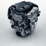 【新車】売れ筋SUVのプジョー3008と3列シートSUVのプジョー5008のガソリンエンジンが改良。トランスミッションも8ATに進化 - 190521_30085008PureTech_8S_02