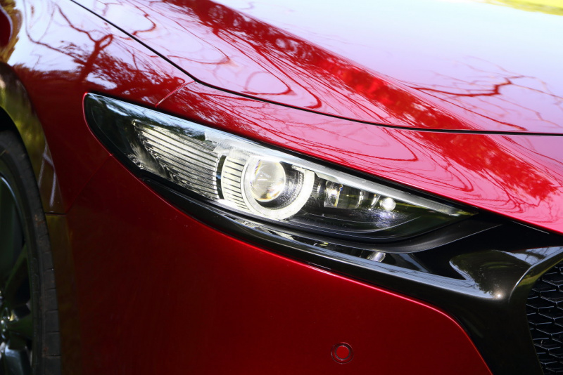 「マツダ・第7世代第1弾のエクステリアは、圧倒的な美しさで勝負をかける【新型Mazda3発表】」の14枚目の画像