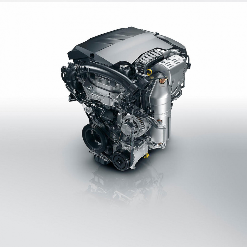 「【新車】プジョー308のガソリンエンジン仕様がアップデート。最新の燃費規制をクリアする1.2L＋8ATが設定」の4枚目の画像