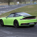 ポルシェ・911タルガの新型がフルヌードで出現…デビューは9月か？ - Porsche 911 Targa (6)