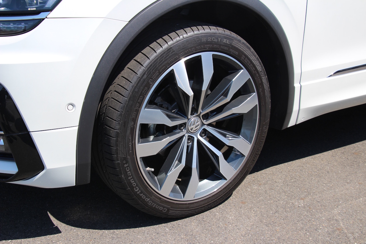 「VW・ティグアン 4MOTION（4WD）の滑りやすい坂道での実力は？【Volkswagen Tech Day 2019】」の4枚目の画像
