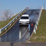 VW・ティグアン 4MOTION（4WD）の滑りやすい坂道での実力は？【Volkswagen Tech Day 2019】 - VW_8