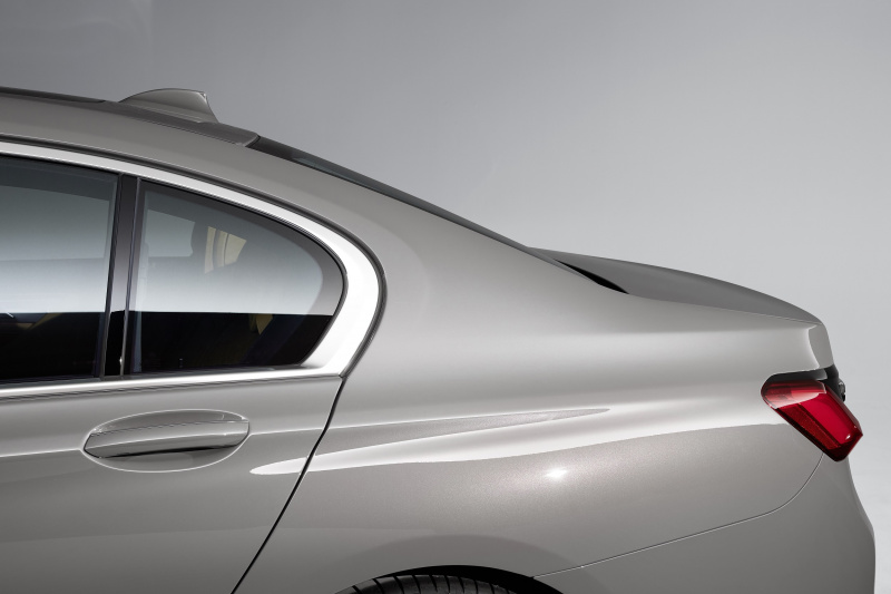「大型化したグリルだけが見どころではない。新型BMW7シリーズが目指したラグジュアリー・デザインの秘訣とは？」の7枚目の画像