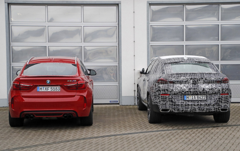 「室内画像も入手。BMW X6次期型、現行モデルとツーショットで違いを検証！」の6枚目の画像
