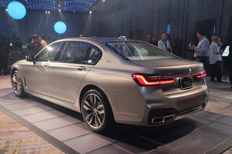 「40％も大型化されたキドニーグリルが迫力満点。新型BMW 7シリーズの発売がスタート」の9枚目の画像