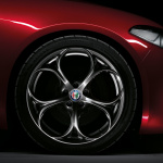 「【新車】アルファ ロメオ「ジュリア2.0ターボ・ヴェローチェ」がよりスポーティに変身」の3枚目の画像ギャラリーへのリンク