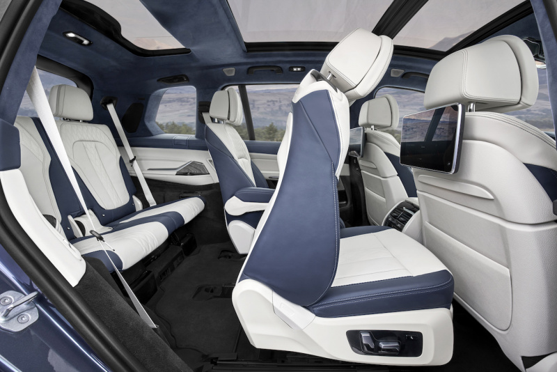 「「BMW X7」がデビュー。BMWのSAVで最大サイズの3列シートを備え、価格は10,790,000円〜」の17枚目の画像