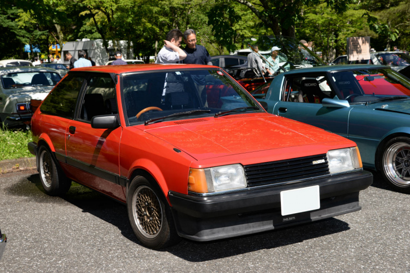マツダ3のご先祖様 80年代に一世を風靡した赤いファミリアが登場 東京旧車会レポート マツダ その他メーカー編 Clicccar Com