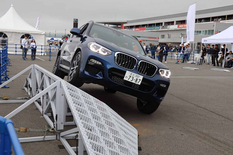 「BMWが富士スポーツウェイを埋め尽くした！ Mの走りをサーキットで体感【BMW MOTORSPORT FESTIVAL 2019】」の12枚目の画像
