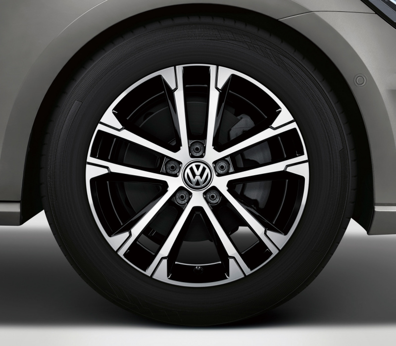 「【新車】現行VWゴルフの集大成となる特別仕様車「マイスター」は、充実の安全装備が魅力」の4枚目の画像
