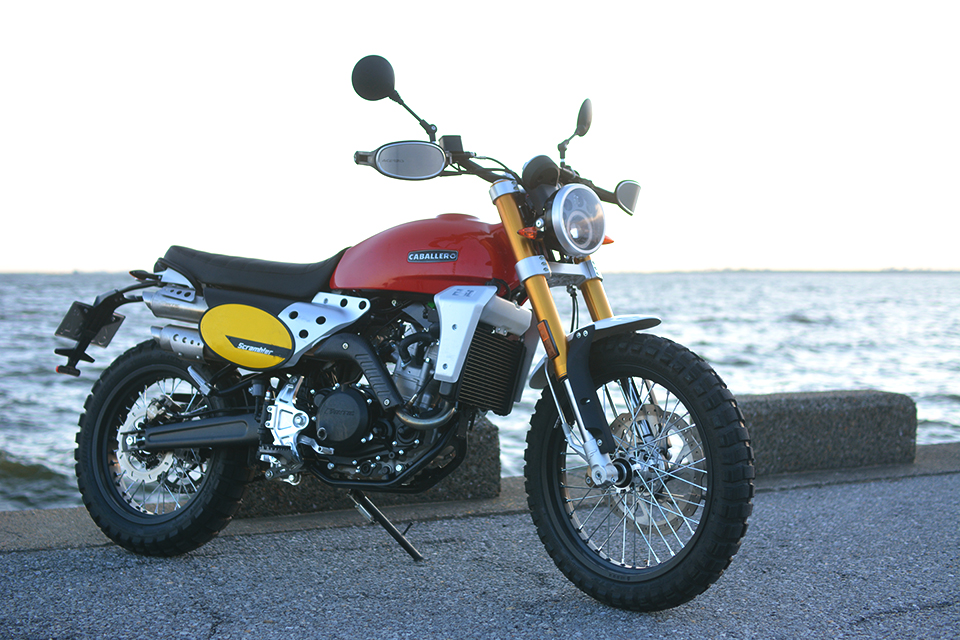 画像 250の本格スクランブラー Fantic Scrambler250は外車だからこそ出せる高級スタイルだった Clicccar Com
