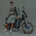 「ついにバイクが服を着る時代へ！ヤマハが発表した人とマシンが服を共有する価値観がマジで新しい【人機官能】」の3枚目の画像ギャラリーへのリンク