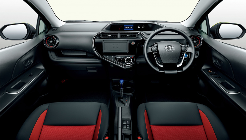 「【新車】トヨタ・アクアが一部改良で「パノラマミックビューモニター」を設定。特別仕様車3タイプも登場」の11枚目の画像