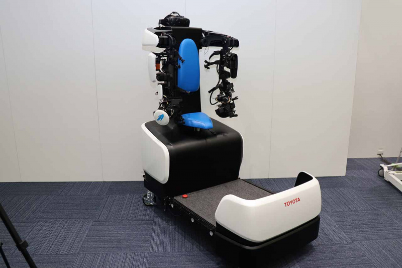 「トヨタ自動車が提供する「バーチャルな移動」で活躍するヒューマノイドロボット「T-HR3」とは？【 東京2020オリンピック・パラリンピック競技大会】」の22枚目の画像