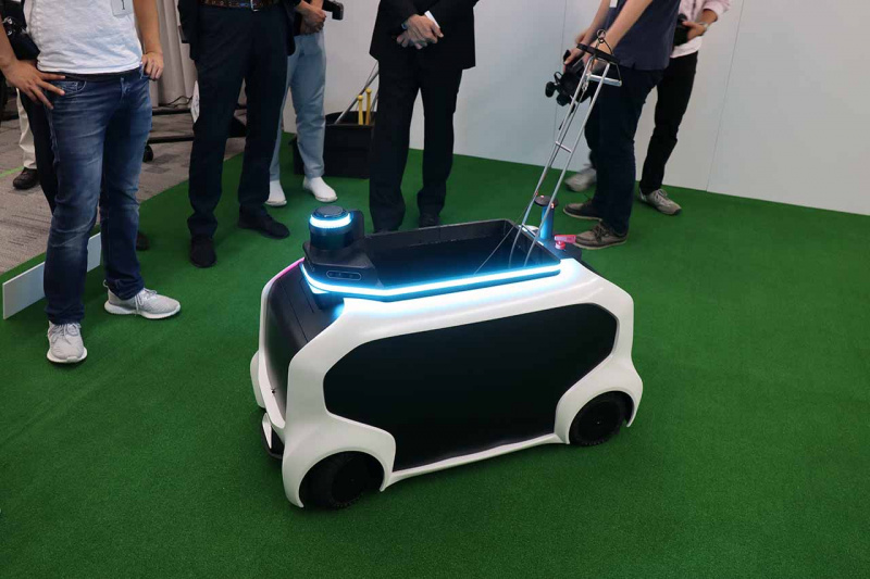 「トヨタの「もの作り」技術で作られた自律走行型投てき競技サポートロボット【東京2020オリンピック・パラリンピック競技大会】」の5枚目の画像