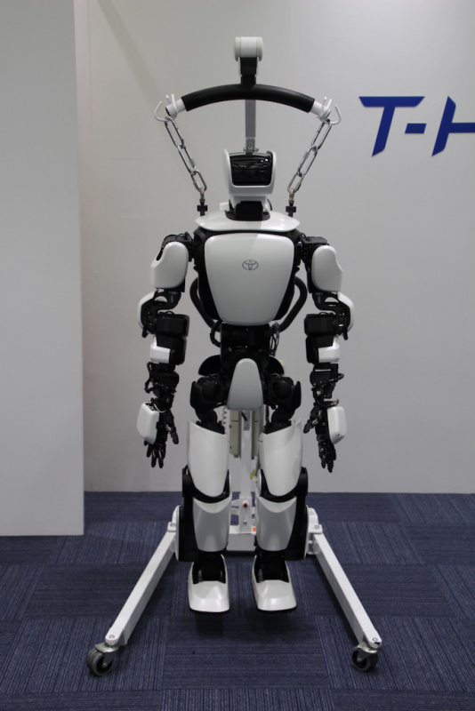 「トヨタ自動車が提供する「バーチャルな移動」で活躍するヒューマノイドロボット「T-HR3」とは？【 東京2020オリンピック・パラリンピック競技大会】」の6枚目の画像