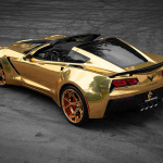 ラスト・C7コルベットをド派手に装飾！ 金ピカ仕様のカスタムモデルが初公開 - 25c2d6fd-gold-wrapped-corvette-c7-with-widebody-kit-and-forgiato-wheels-7