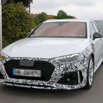 アウディ・A4改良型に最強の「RS4」設定！ 最新プロトタイプに大接近 - Audi RS4 Avant Facelift 1