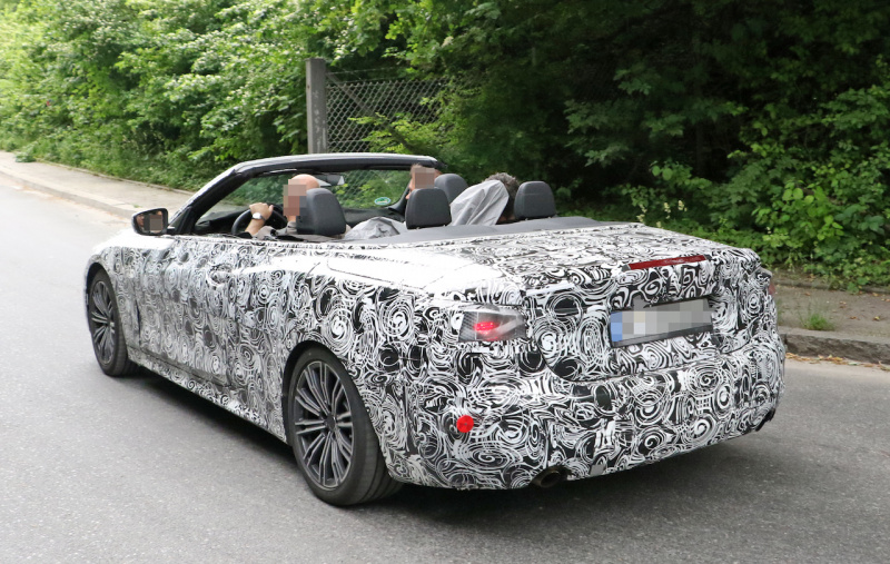 「2020年デビュー！　新型BMW・4シリーズ カブリオレはファブリック・ルーフを装備」の10枚目の画像