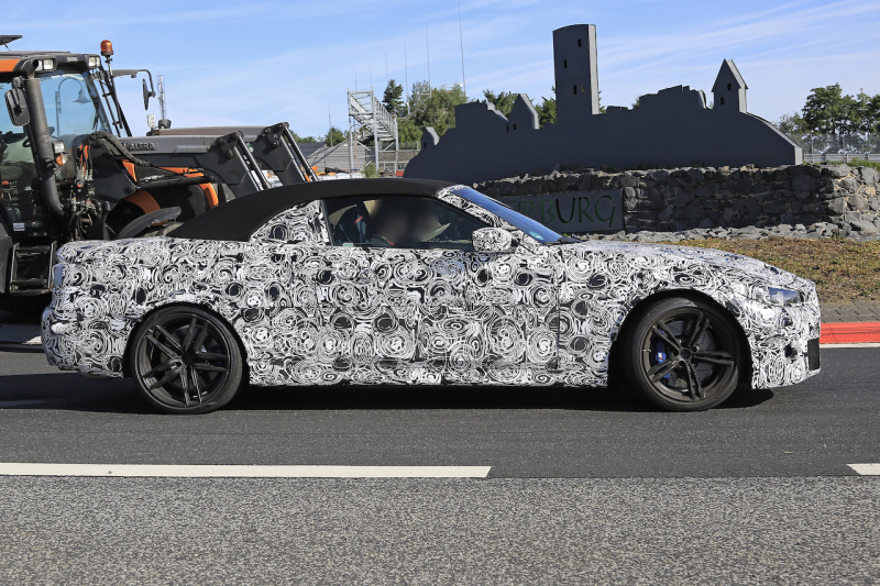 「ついに500馬力の大台に到達？　BMW 4シリーズカブリオレ、最強モデルの「M4」開発車両が出現」の4枚目の画像