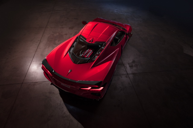 「【新車】ミッドシップ化された新型「シボレー コルベット スティングレイ」がデビュー」の21枚目の画像