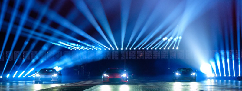 「【新車】ミッドシップ化された新型「シボレー コルベット スティングレイ」がデビュー」の10枚目の画像