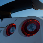 「【新車】車重を30kg軽量化した日産GT-R NISMO「2020年モデル」はどう進化した？」の10枚目の画像ギャラリーへのリンク
