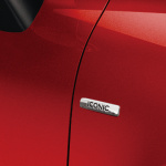 【新車】情熱の赤をまとった「ルノー ルーテシア アイコニック」が40台限定で登場 - RENAULT CLIO IV 5-DOOR HATCHBACK (B98) - PHASE 1 - ICONIC LIMITED EDITION