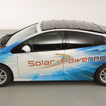 「トヨタとシャープが高効率「太陽電池パネル」搭載プリウスで公道実験！」の1枚目の画像ギャラリーへのリンク