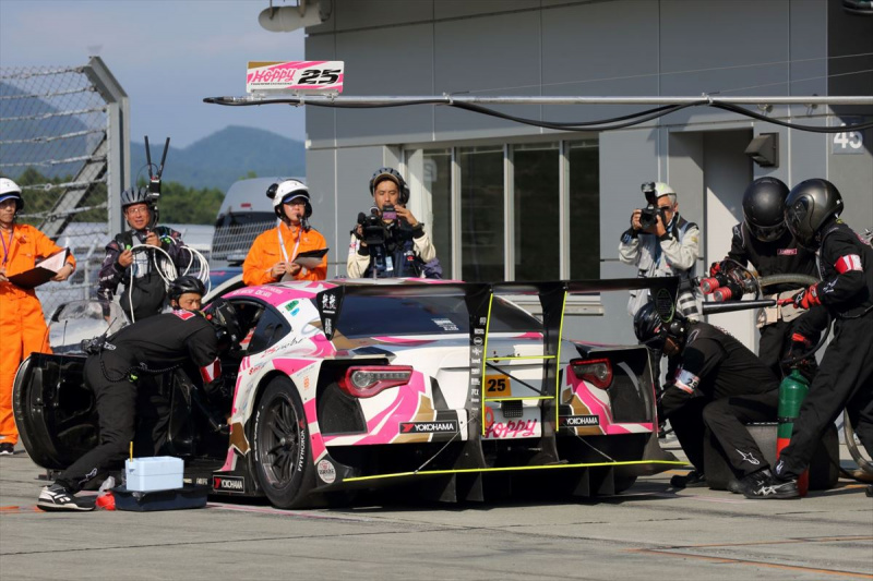 「奇襲？奇策？予想外の展開でT-DASH ランボが富士500マイルで初優勝！【SUPER GT 2019】」の17枚目の画像