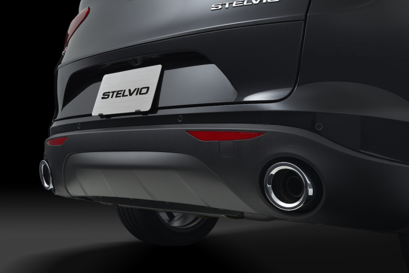 「「走れるSUV」ステルヴィオを専用パーツで魅力的に演出した限定車が登場」の4枚目の画像