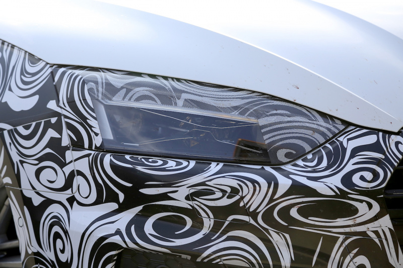 「最終デザインが見えた！　アウディ S5スポーツバックの改良型をキャッチ」の10枚目の画像