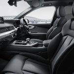 シックで上質な外観が魅力。50台限定の「Audi Q7 urban black」の価格は990万円 - Audi_Q7_urban_black_2019820_2