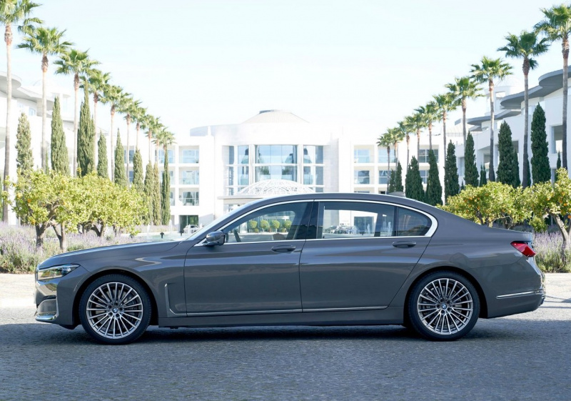 「650馬力の電動モデル「i7」が設定か？　BMW・7シリーズの次期型は電動化を加速へ」の1枚目の画像