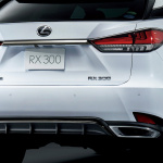 「レクサス RXがマイナーチェンジ。力強いフォルム、使い勝手を高めたインテリアなど大幅進化【新車】」の30枚目の画像ギャラリーへのリンク