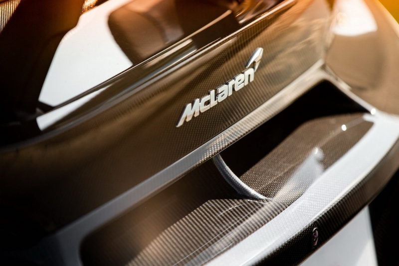 「マクラーレン600LTクーペ、MSOが1000台を記念したカスタムカーを初公開！」の7枚目の画像