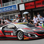 【SUZUKA 10H】日本初のレーシングカー市内パレードから始まったSUZUKA 10Hを「Modulo Drago CORSE 034号車」はどう闘った？(PR) - suzuka_parade010