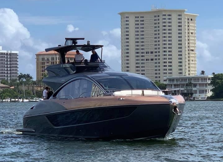 「お値段なんと6億円！ トヨタ・レクサスがフロリダでラグジュアリーボート「LY650」を発表！」の7枚目の画像