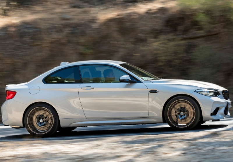 「BMW M2、いよいよ電動化へ。48Vハイブリッドモデルが計画中」の2枚目の画像