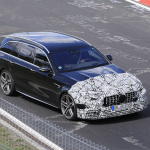 最速ワゴンがデザイン大幅改良へ！　メルセデス・ベンツ「AMG E63」のプロトタイプをキャッチ - Mercedes-AMG E63T Facelift (3)