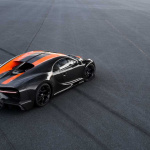490.48km/hの世界最速モデル。ブガッティ「シロン ロングテール」市販化へ！ - bugatti-chiron-sport-built-for-top-speed-run-2