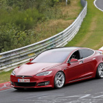 次世代パワートレイン「プレイド」で最速4ドアEV奪取へ！　テスラ「モデルS」のスペシャルモデルをキャッチ - Tesla Model S Nürburgring 4